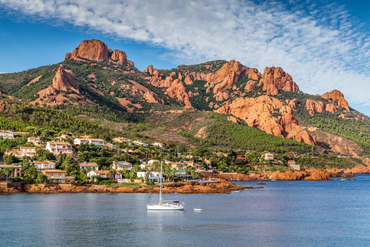 Agay Cap Esterel Le Hameau F2 Clim Plein Sud Dernier Etage Magnifique Vue Mer Saint-Raphaël 외부 사진