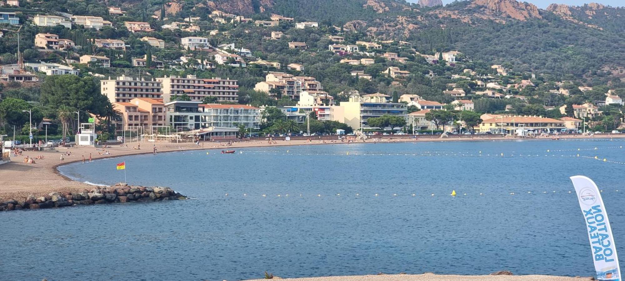 Agay Cap Esterel Le Hameau F2 Clim Plein Sud Dernier Etage Magnifique Vue Mer Saint-Raphaël 외부 사진