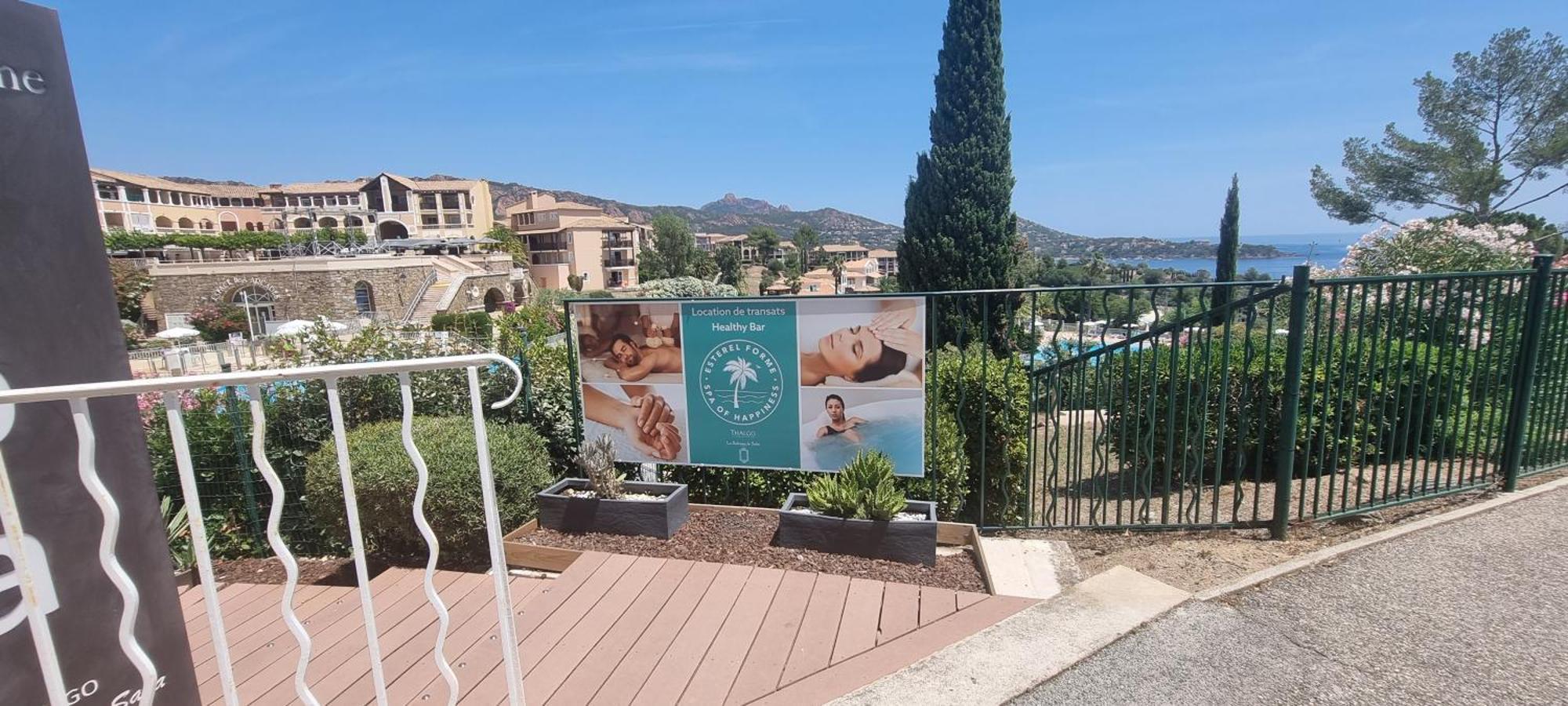 Agay Cap Esterel Le Hameau F2 Clim Plein Sud Dernier Etage Magnifique Vue Mer Saint-Raphaël 외부 사진