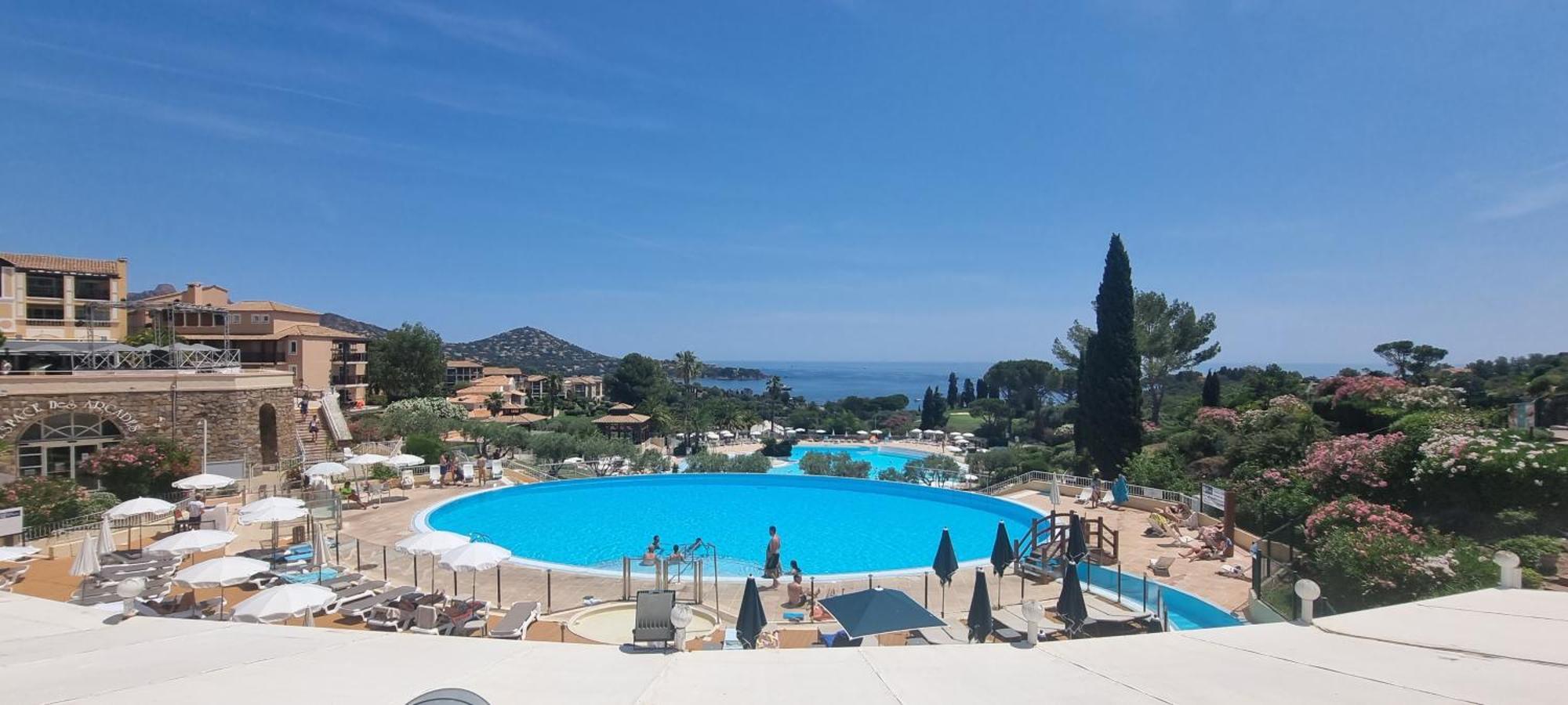 Agay Cap Esterel Le Hameau F2 Clim Plein Sud Dernier Etage Magnifique Vue Mer Saint-Raphaël 외부 사진