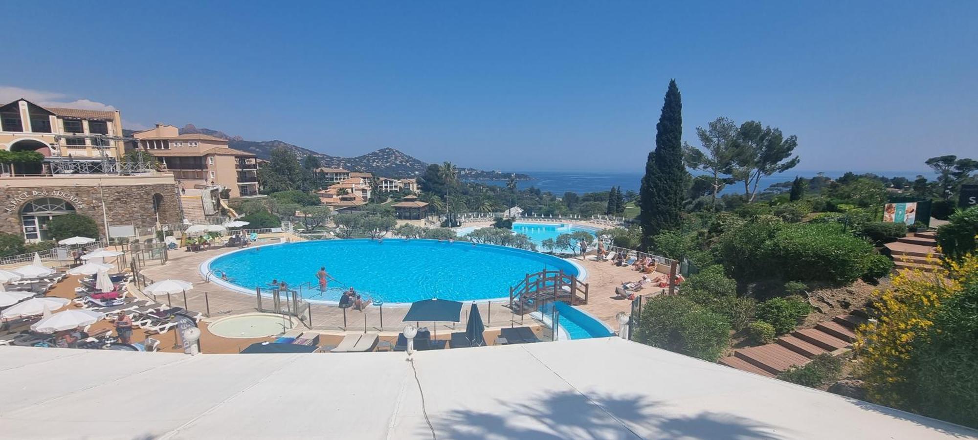 Agay Cap Esterel Le Hameau F2 Clim Plein Sud Dernier Etage Magnifique Vue Mer Saint-Raphaël 외부 사진