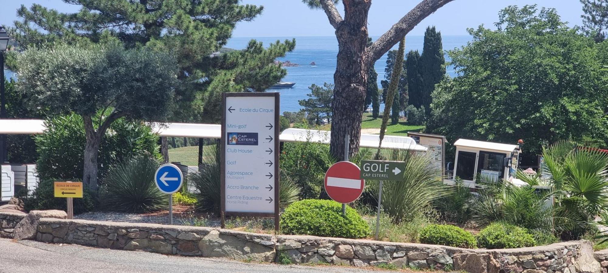 Agay Cap Esterel Le Hameau F2 Clim Plein Sud Dernier Etage Magnifique Vue Mer Saint-Raphaël 외부 사진