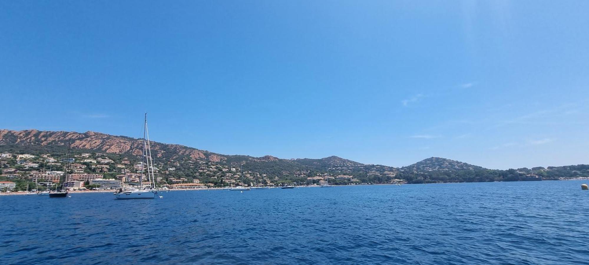 Agay Cap Esterel Le Hameau F2 Clim Plein Sud Dernier Etage Magnifique Vue Mer Saint-Raphaël 외부 사진