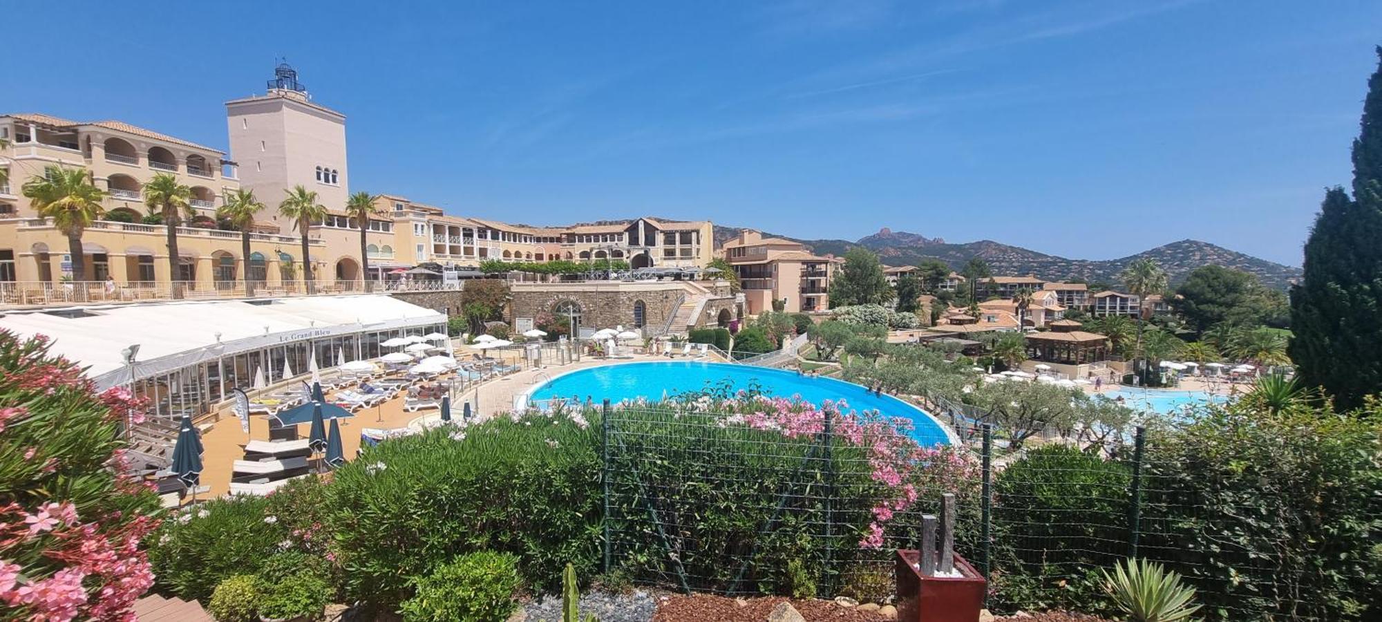 Agay Cap Esterel Le Hameau F2 Clim Plein Sud Dernier Etage Magnifique Vue Mer Saint-Raphaël 외부 사진