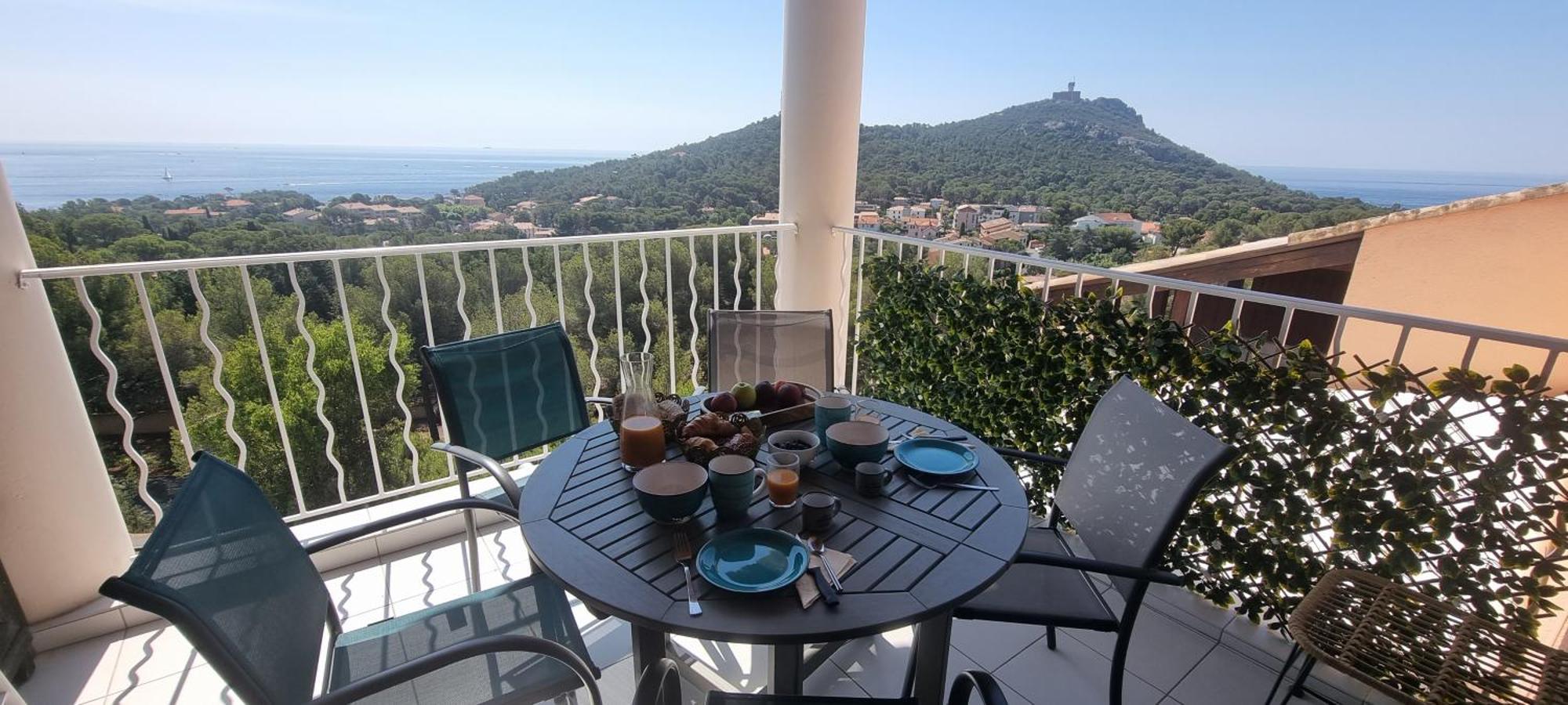 Agay Cap Esterel Le Hameau F2 Clim Plein Sud Dernier Etage Magnifique Vue Mer Saint-Raphaël 외부 사진